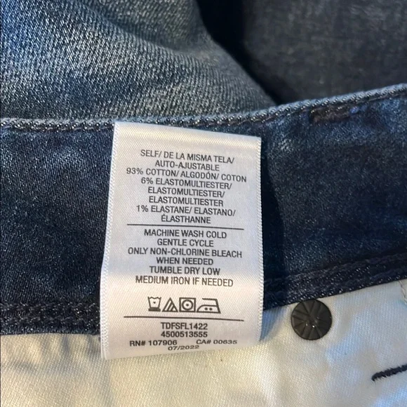 Hudson Collin SFL Women’s Jeans - Picture 8 of 8